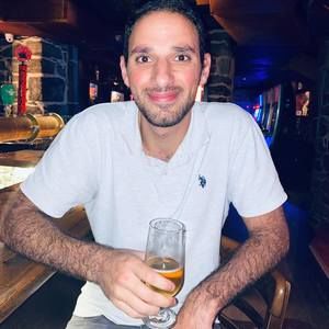 Meet your Posher, Amir